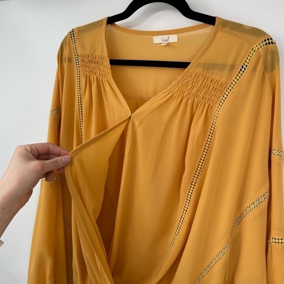 Easel Yellow Oversized Boho Blouse - Picture 4 of 14